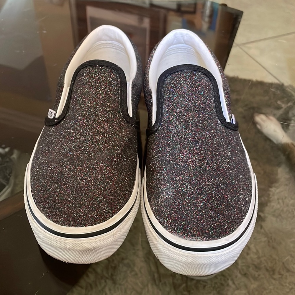 Slip on Vans shoes EUC
